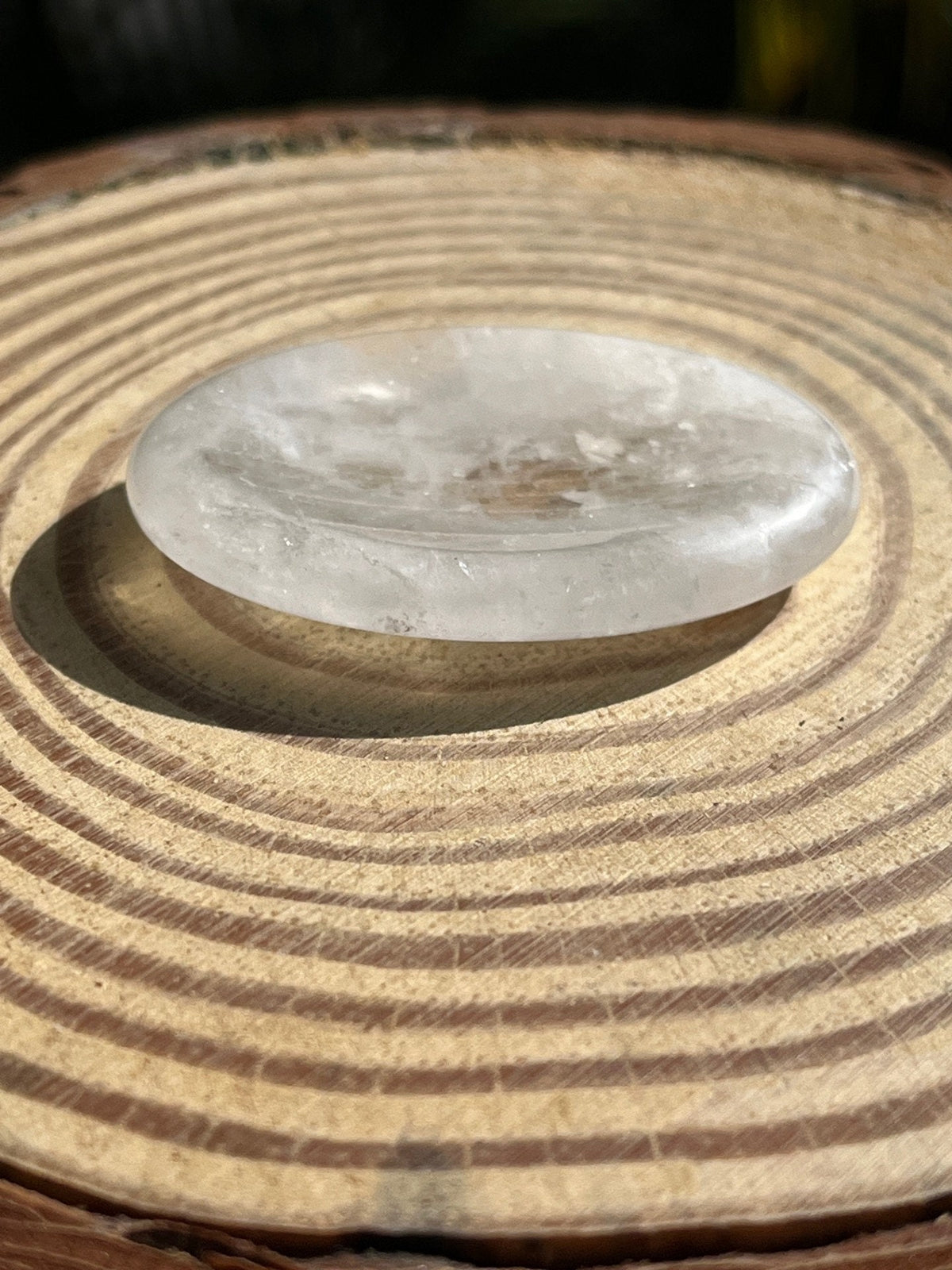 Clear Quartz Worry Stone – Meditation, Crown Chakra & Energy Amplification