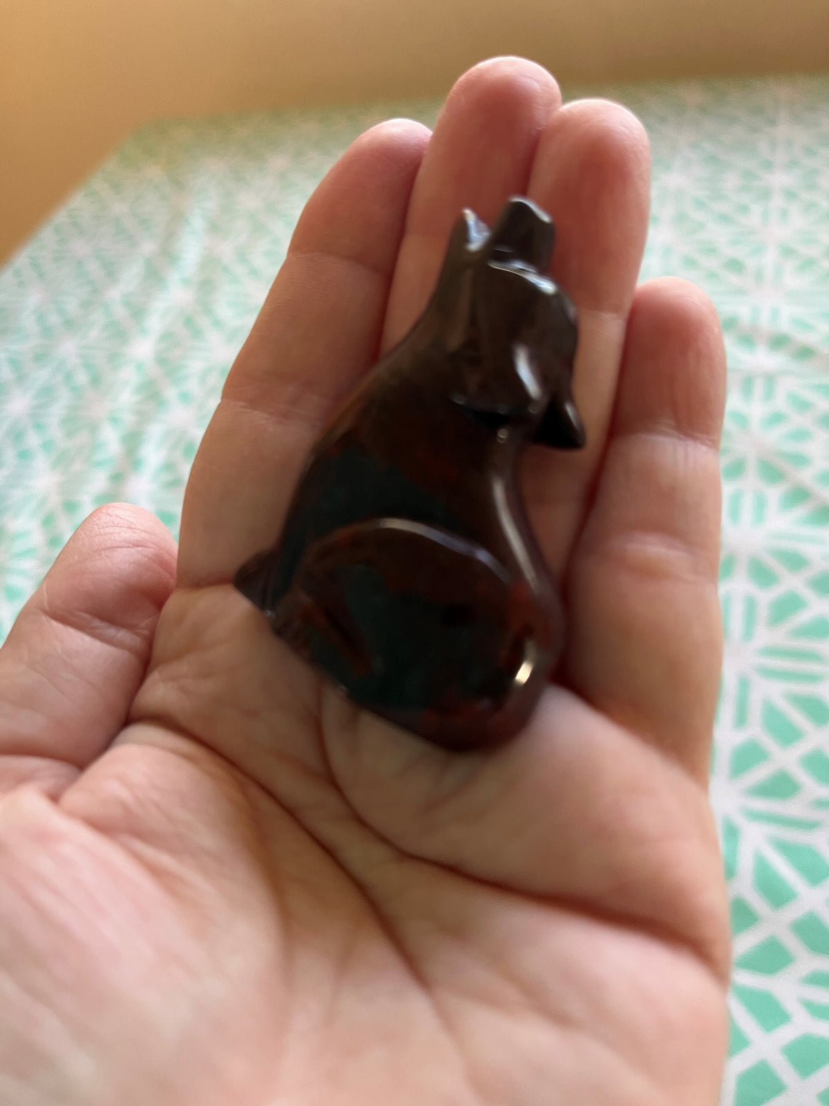 Hematite Wolf Figurine – Grounding, Strength & Spirit Totem