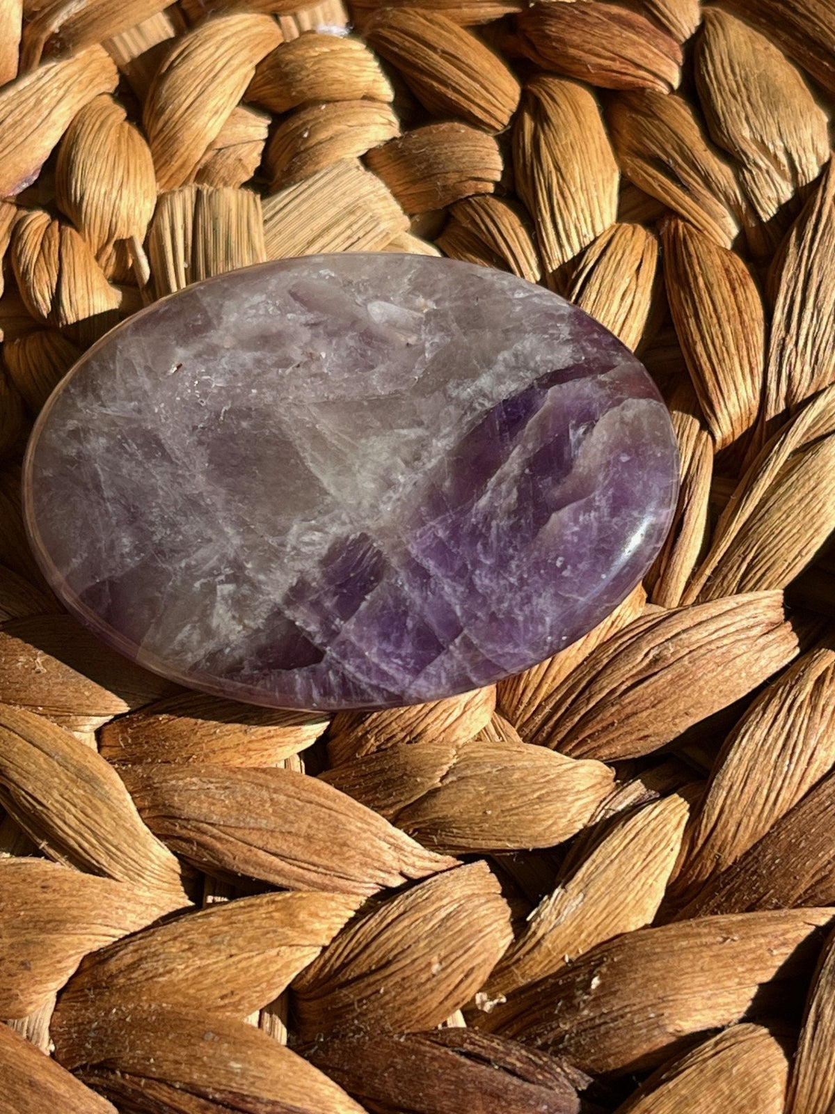 Chevron Amethyst Worry Stone – Calm, Protection & Spiritual Clarity