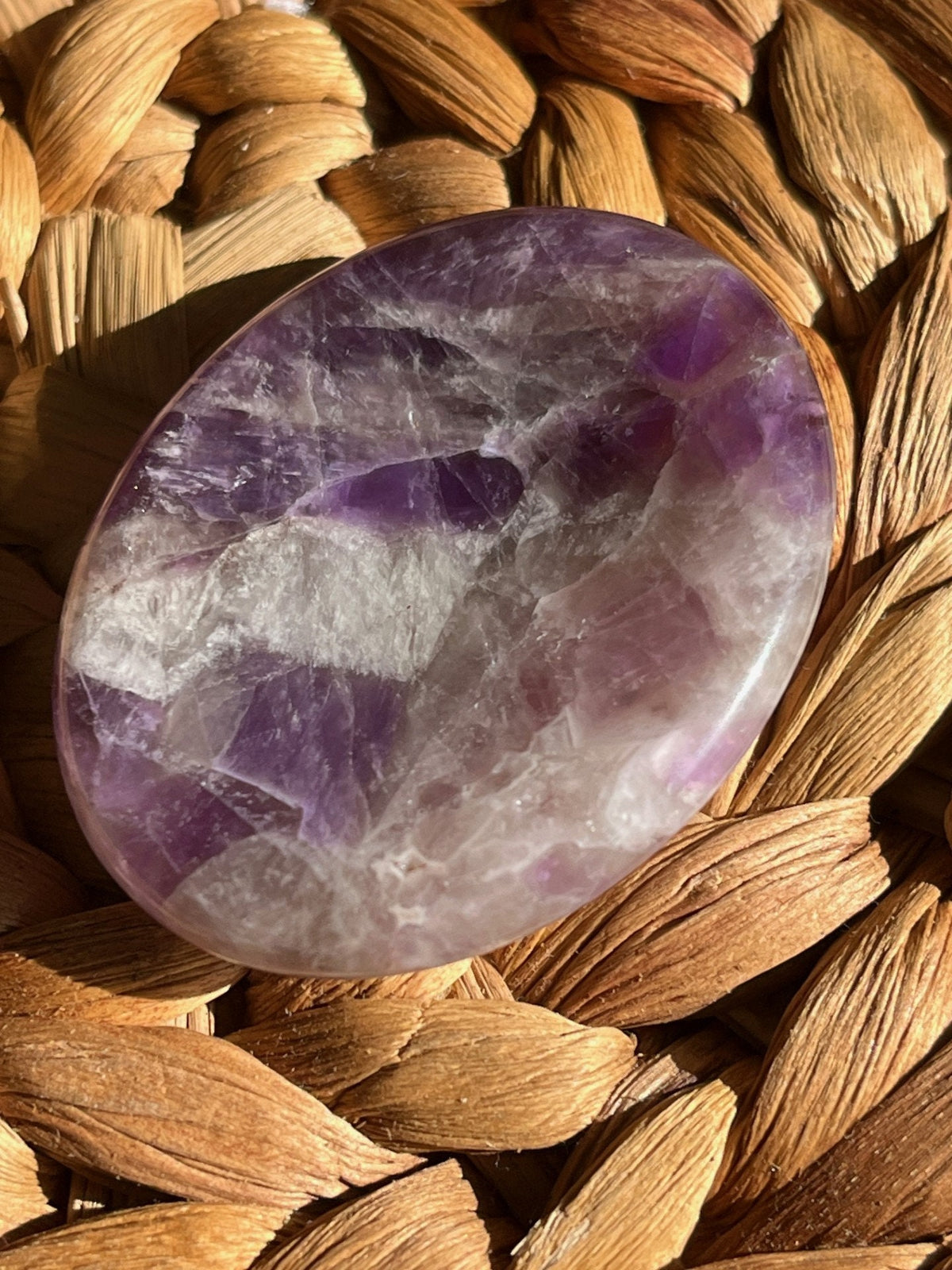 Chevron Amethyst Worry Stone – Calm, Protection & Spiritual Clarity
